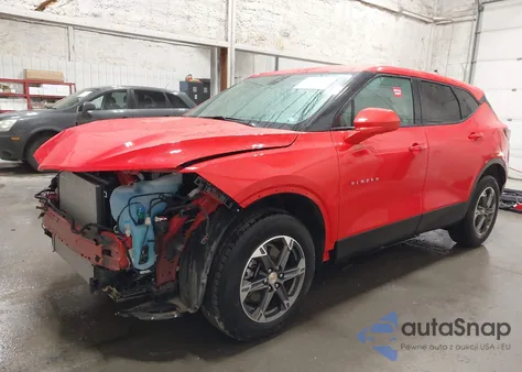 2025 Chevrolet Blazer Awd 2Lt from USA, damaged, VIN 3GNKBHR48SS193959